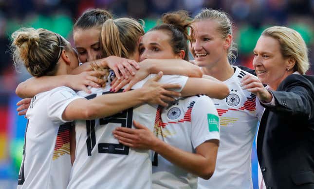 Image for article titled What Do Germany Have To Do To Get Anyone At Home To Pay Attention?