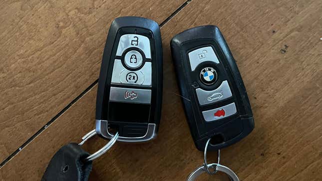 Image for article titled I Think Ford Copied BMW Keys a Decade Ago