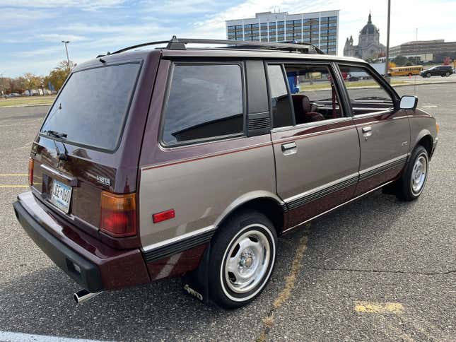 Image for article titled Screw A Crosstrek, Buy This AWD Manual Plymouth Colt Vista Instead