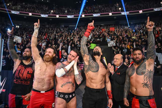 The winners of Survivor Series celebrating their win