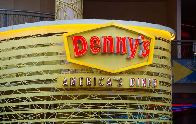 Un restaurant Denny’s près du Plaza Hotel &amp; Casino à Las Vegas, Nevada.