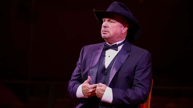 A photo of country music star Garth Brooks. 