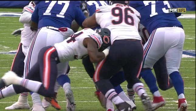 Bears LB Leonard Floyd Stretchered Off The Field After Neck Injury
