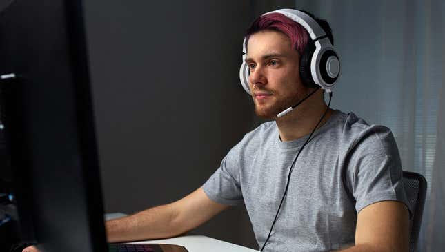 Image for article titled So-Called Professional Gamer Not Even Racist