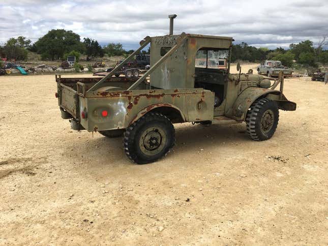 Image for article titled At $3,500, Is This 1944 Dodge WC-52 Military Truck Ready to Soldier on?
