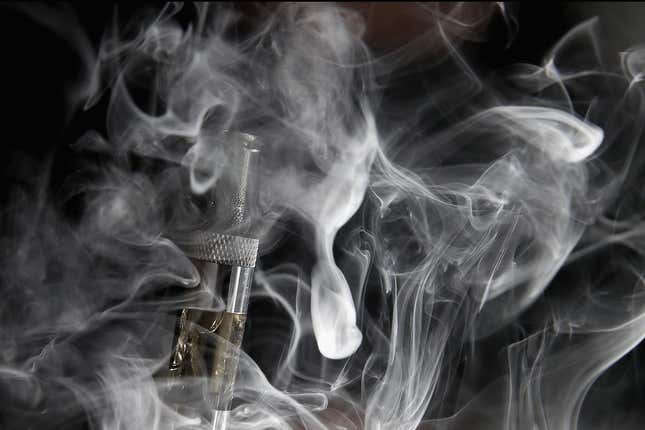Image for article titled There&#39;s No Evidence Vaping Makes Coronavirus Worse