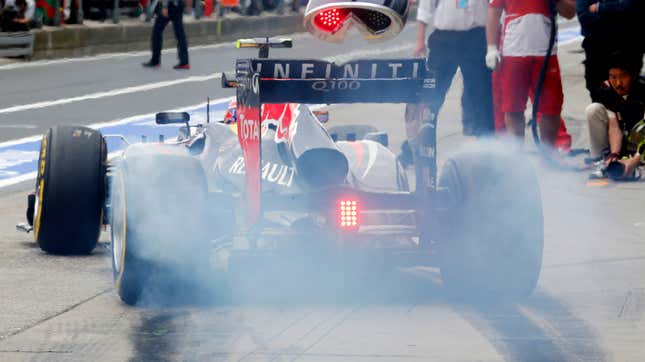 Image for article titled Thank God Formula One is Ditching High Degradation Tires