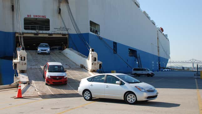 Image for article titled The United States Customs Is Blocking Car Exports From New York