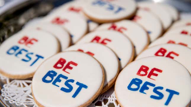 Image for article titled The State Dept. Holiday Party Gifts This Year Are Melania's Leftover Be Best Merch and (Possibly) Covid-19