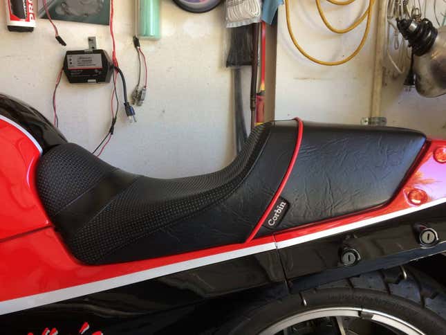 Image for article titled At $4,500, Could This 1985 Kawasaki GPz900 Ninja Make You The Top Gun?