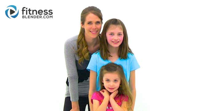 A 25-Minute Bodyweight Workout You Can Do With Your Kids<em></em>