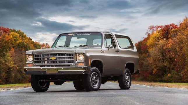 Image for article titled This All-Electric Retrofitted 1977 Chevy Blazer Is My World