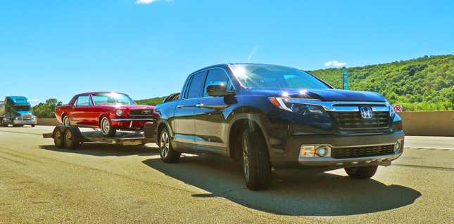 Image for article titled Mid-Size Trucks Don't Need Frames