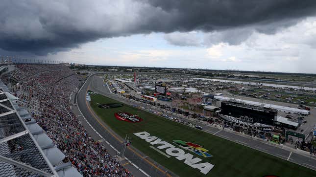 Image for article titled A Lightning Strike Decided the Fluke NASCAR Winner at Daytona