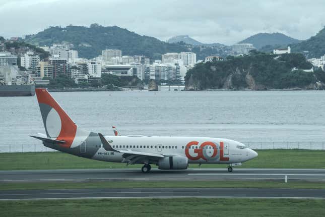 A Gol Airlines Boeing 737-800