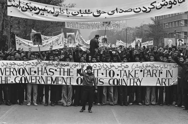 Image for article titled Photos: 40 years since the Iranian Revolution