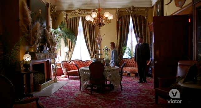 Image for article titled Take a Peek Inside America&#39;s Most Notorious Southern Plantation Mansions