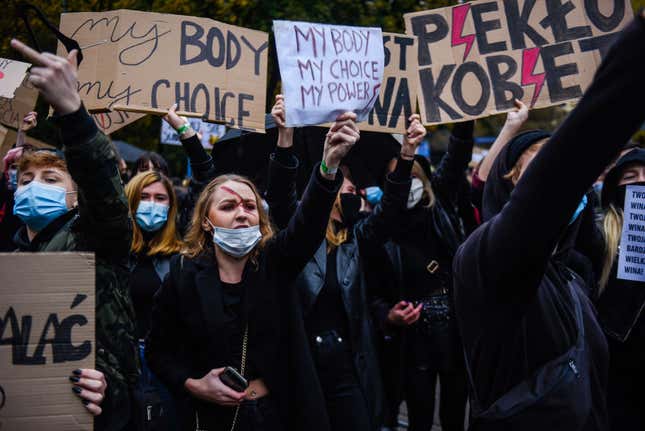Image for article titled Poland’s Plan to Start Registry of Miscarriages Sounds Alarmingly Familiar