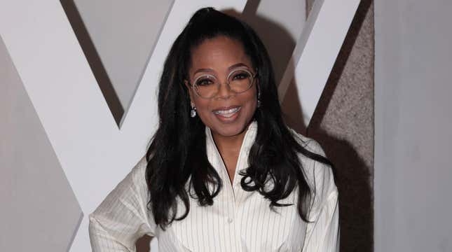 Oprah Winfrey attends the photocall ahead of the Louis Vuitton Cruise Show 2024 at Isola Bella on May 24, 2023 in Stresa, Italy.