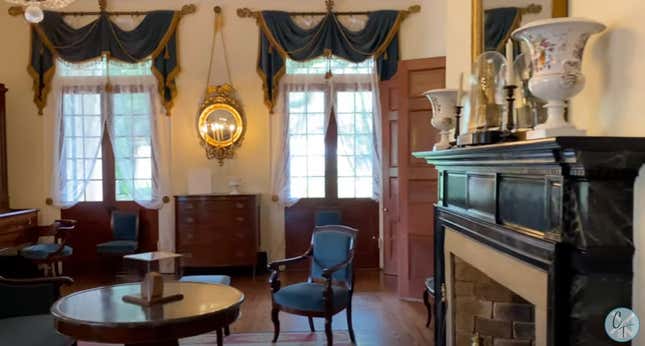 Image for article titled Take a Peek Inside America&#39;s Most Notorious Southern Plantation Mansions