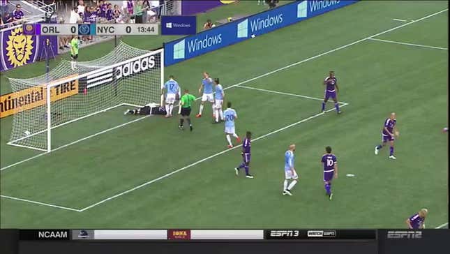 NYCFC Keeper Josh Saunders Smokes Head Against Goal Post