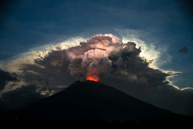 Bali volcano erupton: Mount Agung spews more ash and lava