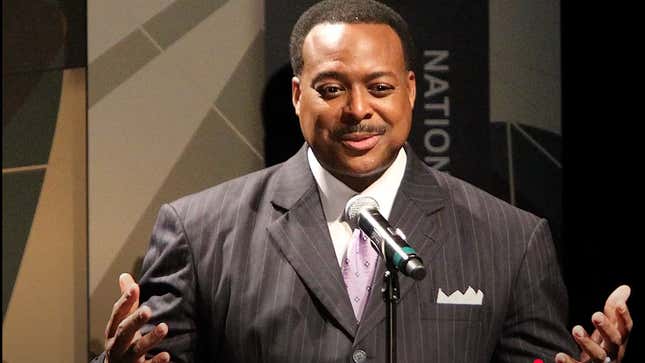 Image for article titled Veteran D.C. Journalist Finally Reveals Cause of Uncomfortable, On-Air Health Scare