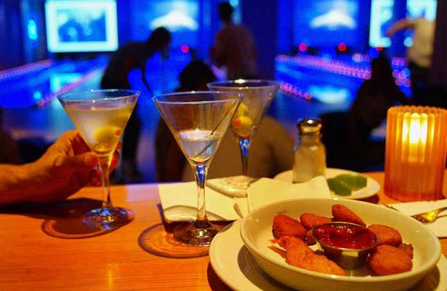 bowling alley food and drinks