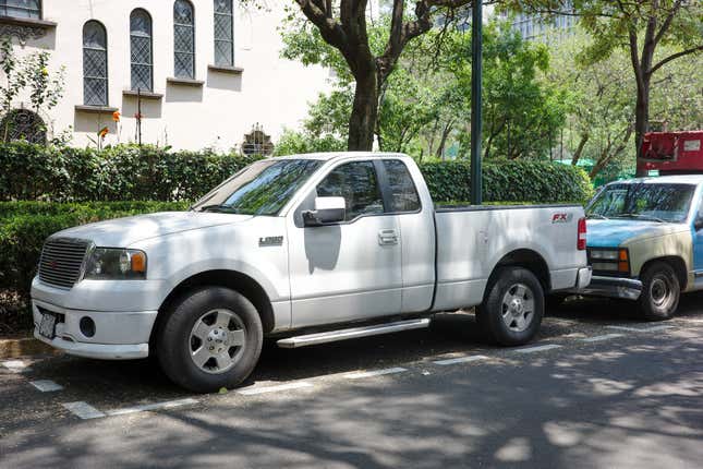 Image for article titled Carspotting In Mexico City, The Small Car Capital Of The West