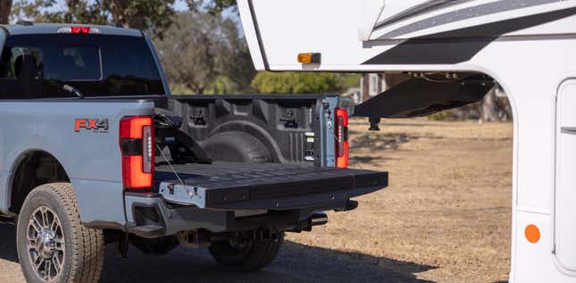 Image for article titled The 2023 Ford Super Duty Pickup Truck From Every Angle