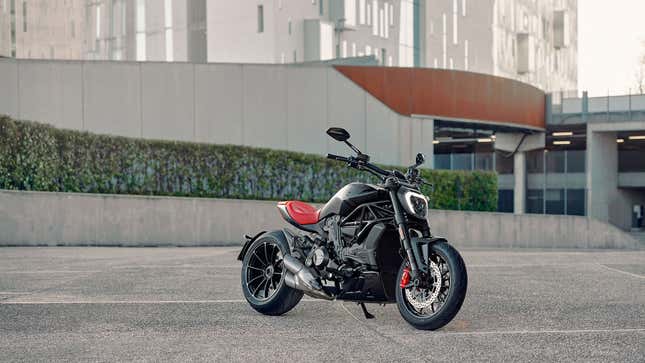 Image for article titled Ducati Partnered With A Furniture Company To Develop The Ultra-Lux Limited XDiavel Nera