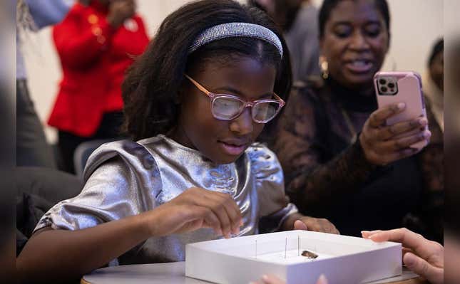 Image for article titled Police Were Called on Black Girl For Spraying Lanternflies, Now Yale Celebrates Her Brilliance