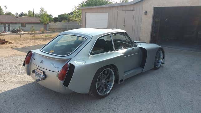 Image for article titled At $11,000, Does This Custom V8-Powered 1970 MGB-GT Have Enough Flair For You?