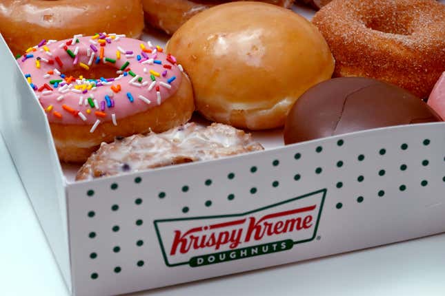 Image for article titled It&#39;s National Donut Day. Here are 5 places to score donut deals