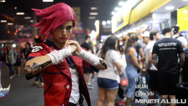 A cosplayer at CCXP 2024.