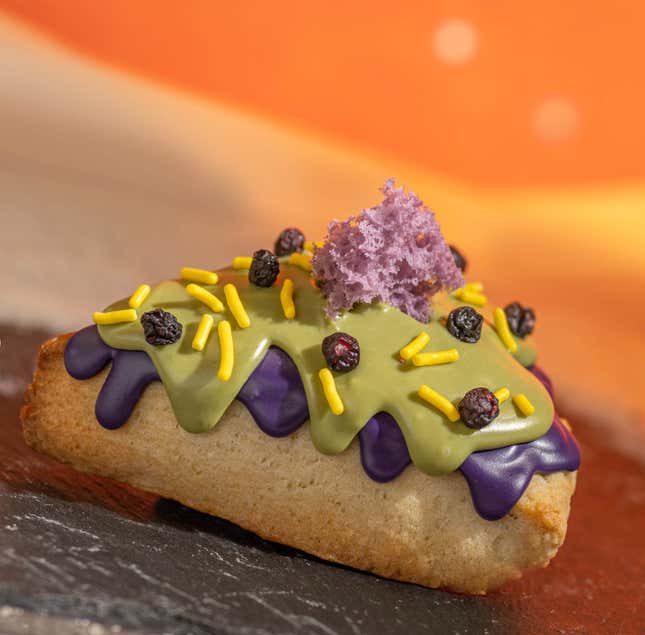 Image for article titled All the Out of This World Star Wars Snacks Coming to Disney Parks