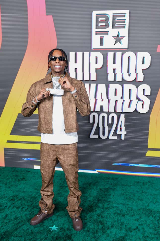 Bild für Artikel mit dem Titel Looks vom roten Teppich der BET Hip-Hop Awards 2024