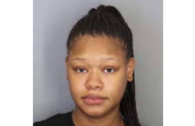 Image for article titled No Lie! Woman Allegedly Sets Ex-Boyfriend&#39;s Bed On Fire, And There&#39;s More