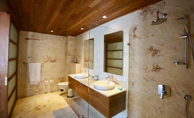 Image for article titled Take a Peek Inside Cardi B&#39;s Impressive Real Estate Portfolio
