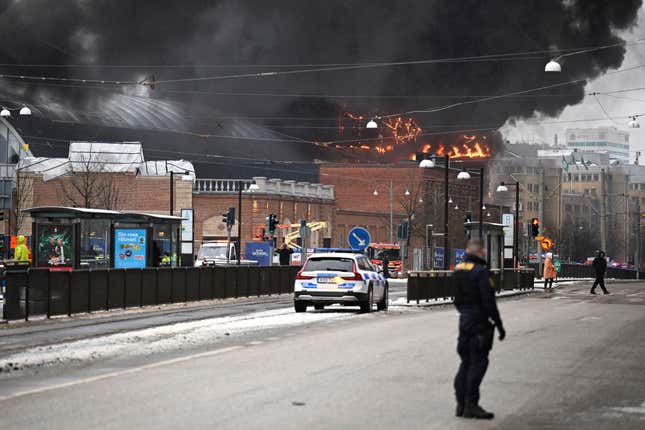 Smoke rises after a fire broke out at the Liseberg amusement park&#39;s new water world Oceana in Goteborg, Sweden, Monday Feb. 12, 2024. A fire raged through a water park attraction with several slides in the Nordic region’s largest fun fair with a huge plume of black smoke drifting over Goteborg, Sweden’s second largest city. Authorities, including the police and fire fighters, could not say whether there were any casualties. (Björn Larsson Rosvall/TT News Agency via AP)