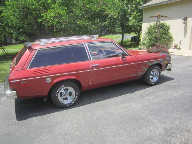 Image for article titled At $7,500, Is This 1977 Chevy Vega A Flamin’ Hot Deal?