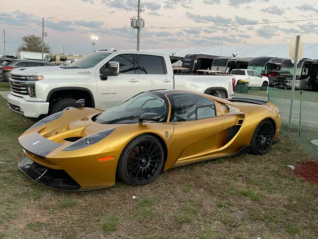 Image for article titled Here Are All The Cars I Found At The 12 Hours Of Sebring