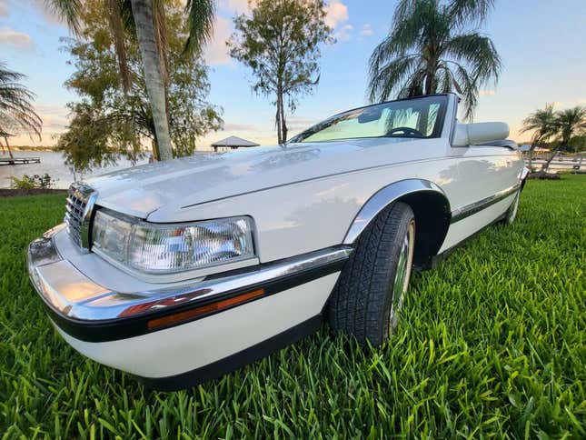 Image for article titled At $8,600, Would You Go Topless In This 1994 Cadillac Eldorado?