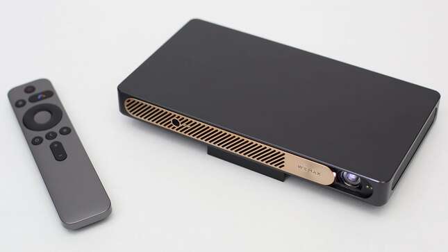 Wemax Go Advanced: The Projector For Business On The Go