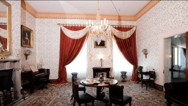 Image for article titled Take a Peek Inside America&#39;s Most Notorious Southern Plantation Mansions