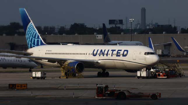 A United Airlines plane