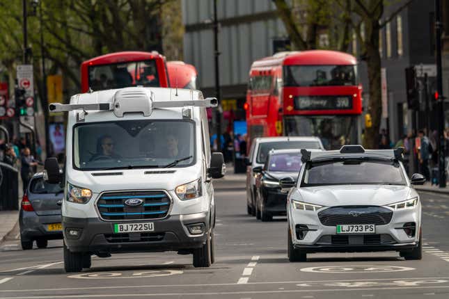 Die selbstfahrenden Fahrzeuge von Wayve sind in Großbritannien bereits seit Jahren auf den Straßen unterwegs.