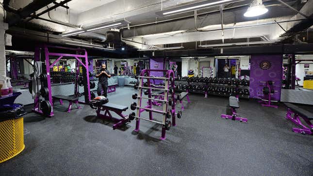 How Teens Can Get a Free Gym Membership This Summer