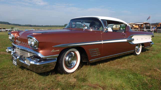 A 1958 Pontiac Bonneville photographed at the International Oldtimer Fly-In, Belgium.