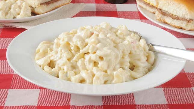 macaroni salad at cookout